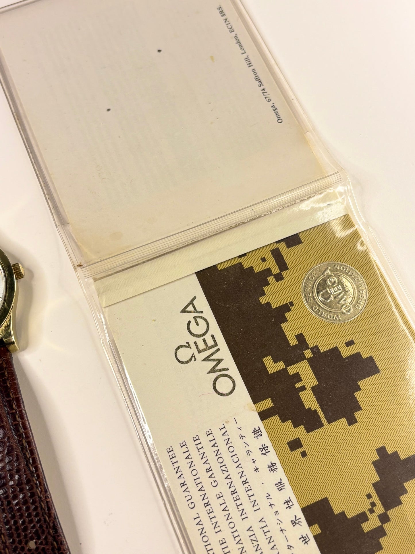 OMEGA Geneve *+PAPERS* Vintage 1970’s Men’s Manual Date Gold Dress Watch - 136.0102