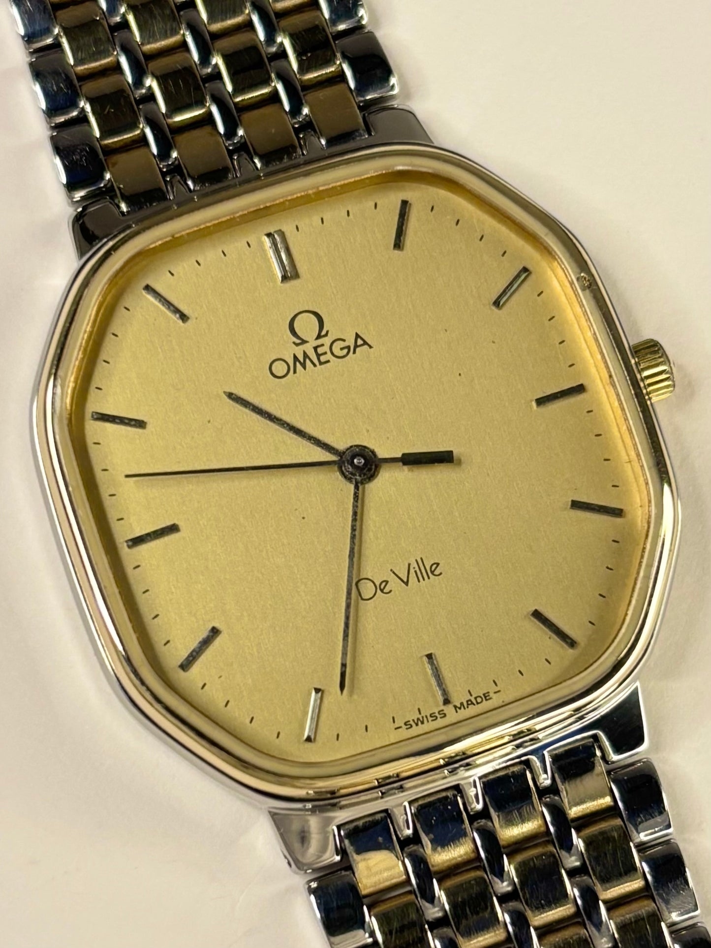 OMEGA De Ville Vintage 1980’s Quartz Bimetal Silver Gold Watch