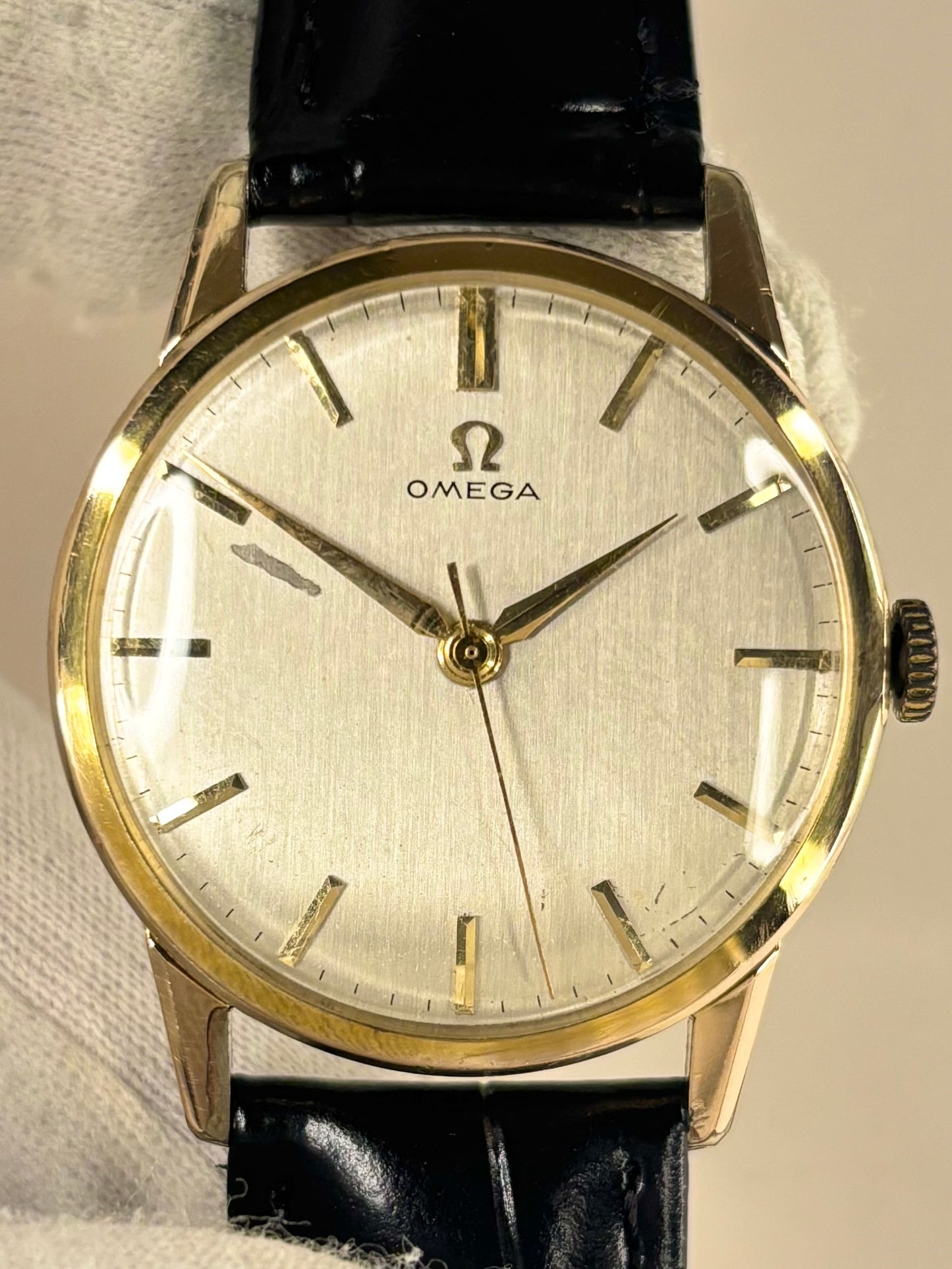 OMEGA Vintage 1960’s Men’s Manual Gold Dress Watch