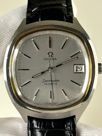 Vintage Omega Seamaster Ref. 196.0073 stainless steel 1976 men’s timekeeper showcasing Swiss quartz technology