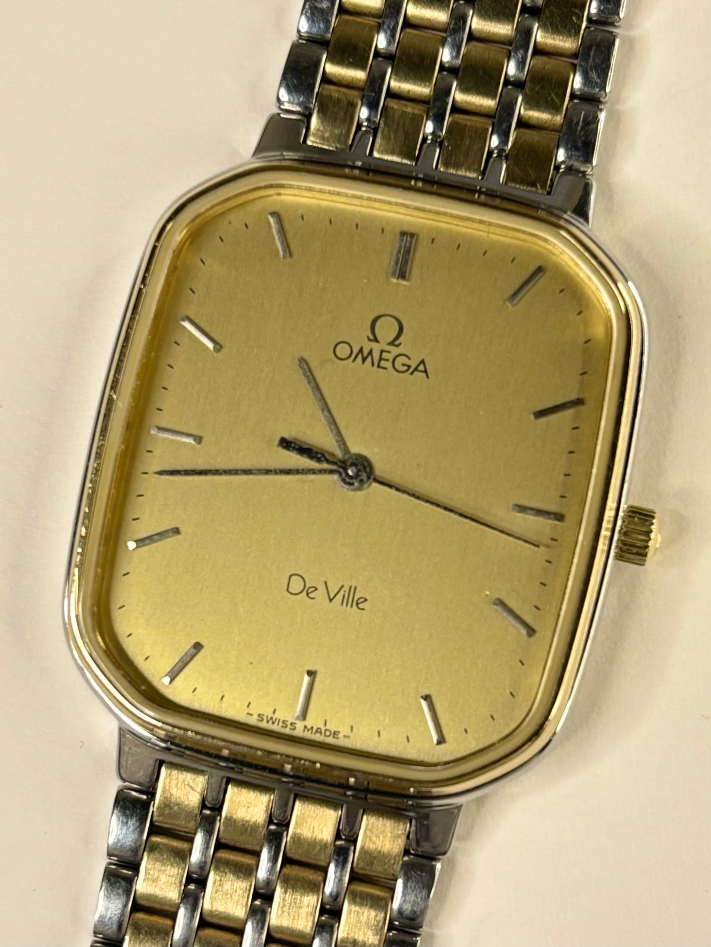 OMEGA De Ville Vintage 1980’s Men’s Gold Silver Watch