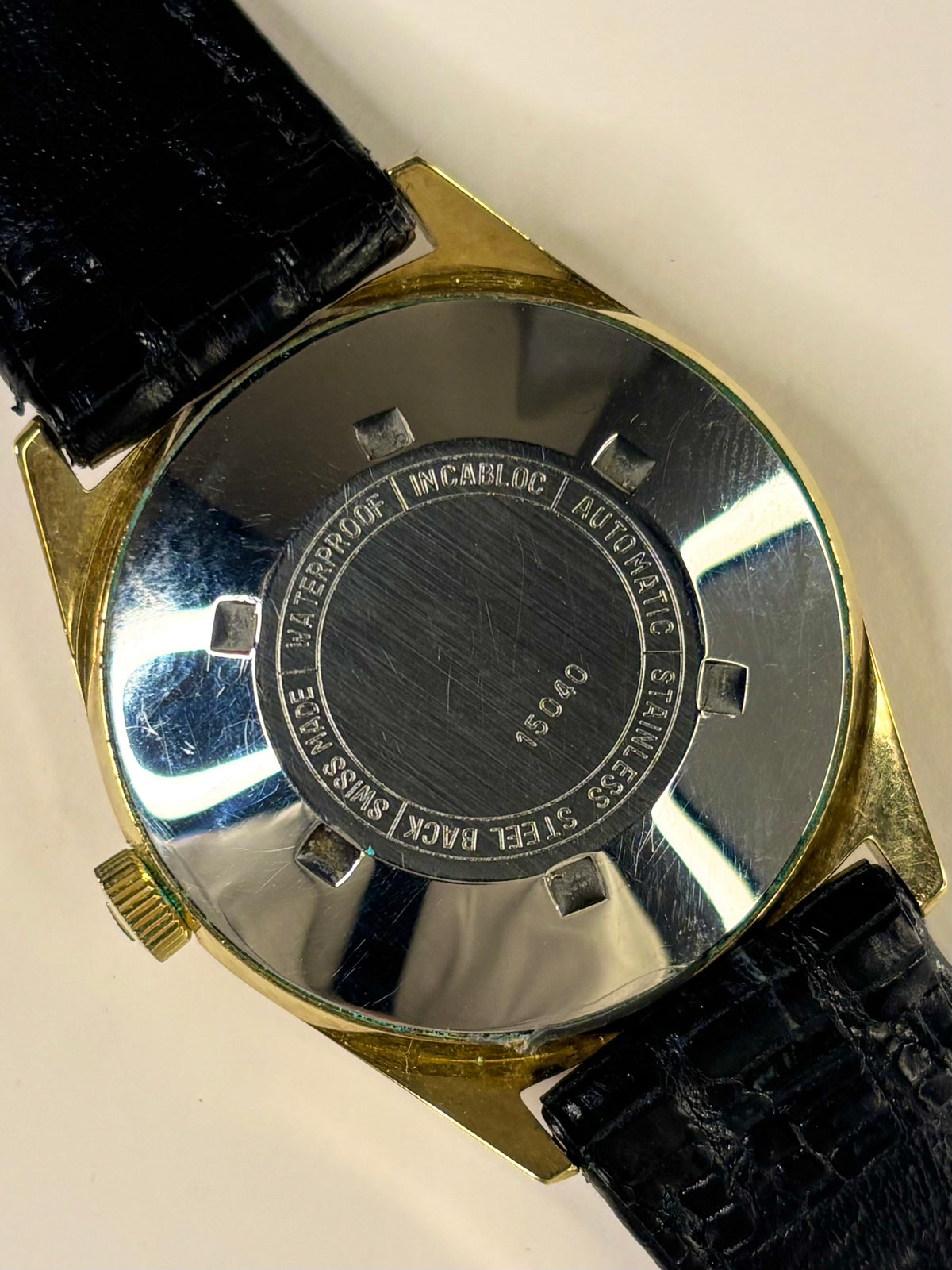 AVIA Vintage *+BOX* 1960’s Men’s Automatic Black Dial Gold Dress Watch