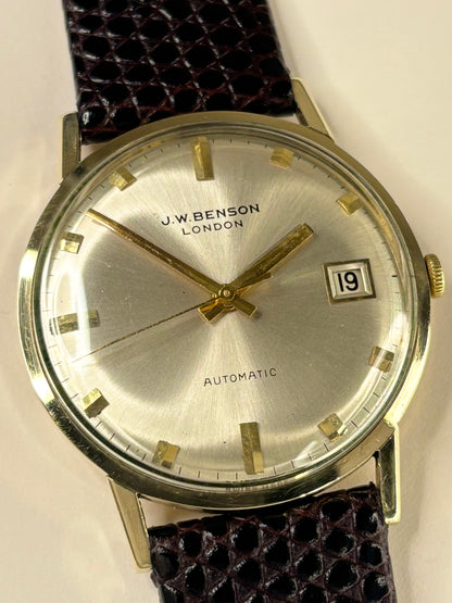 Close up of J.W. Benson 1967 vintage men’s watch white dial automatic