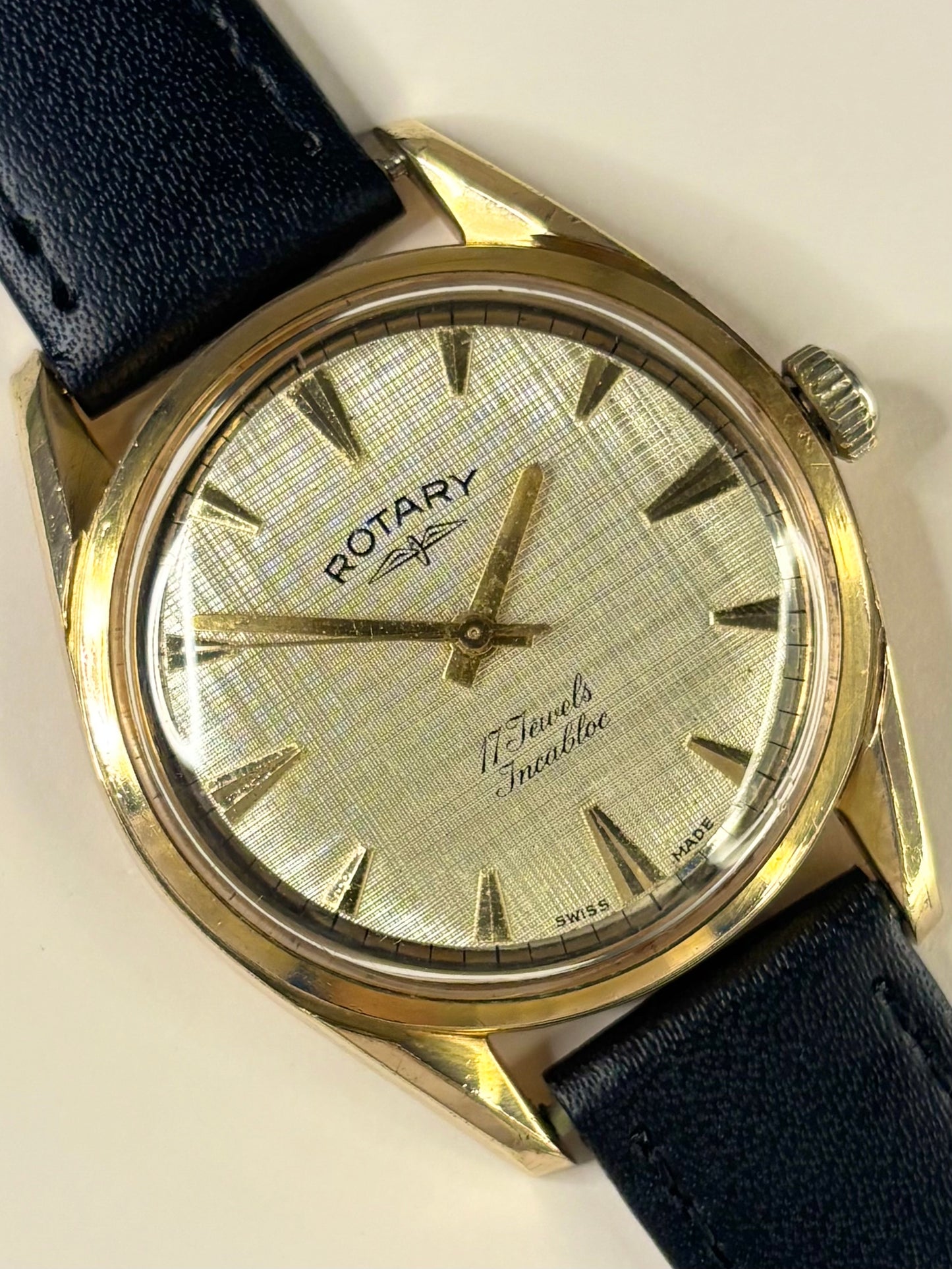 ROTARY Vintage 1960’s Linen Dial *+BOX* Men’s Manual Gold Dress Watch