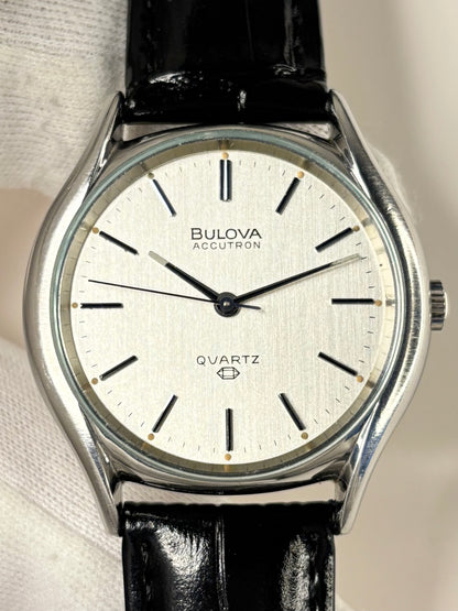 1977 Bulova Accutron men’s dress timekeeper stainless steel excellent condition