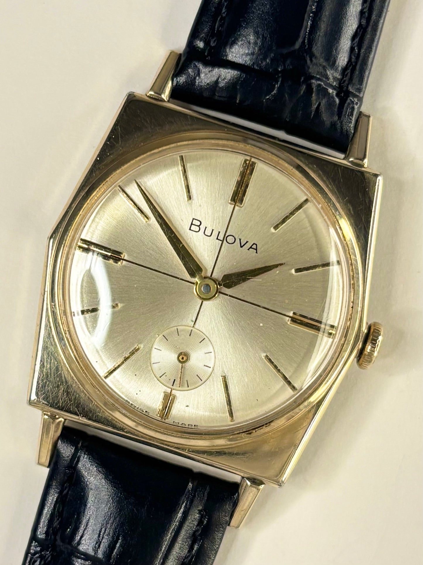 BULOVA Vintage *RARE* 1960’s Men’s Manual Gold Dress Watch