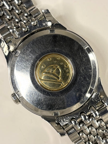 Caseback of Omega Constellation 1950s men’s automatic steel watch ref. 14381