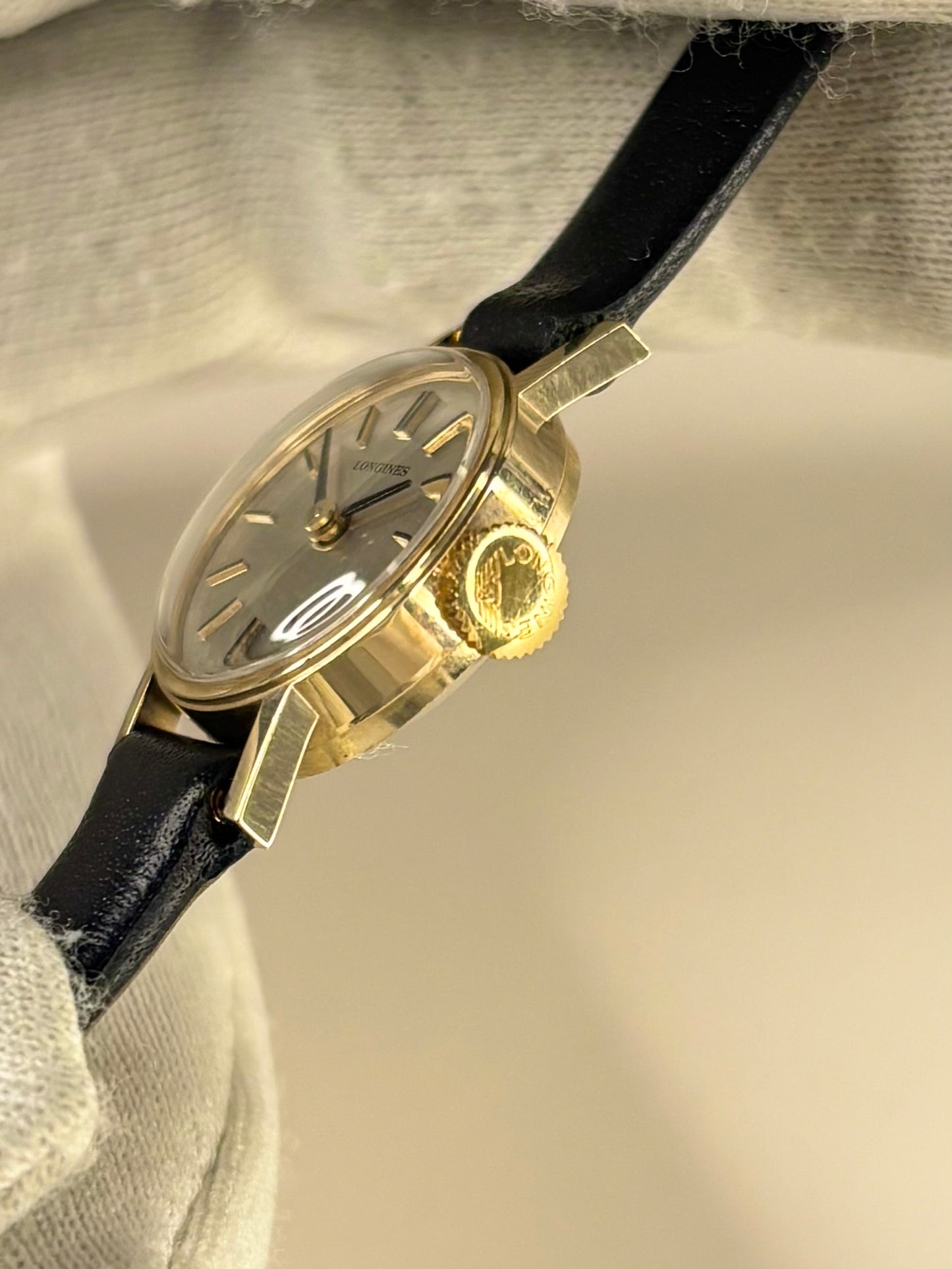LONGINES 9ct Gold Ladies Vintage 1970’s Manual Dress Watch