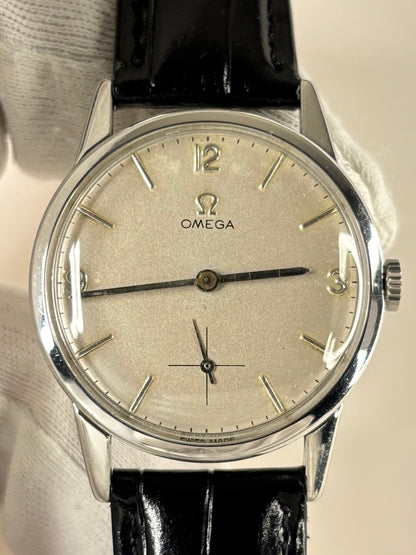 Omega Ref. 121.001-63 1962 men’s watch powered by calibre 269 Swiss manual wind movement
