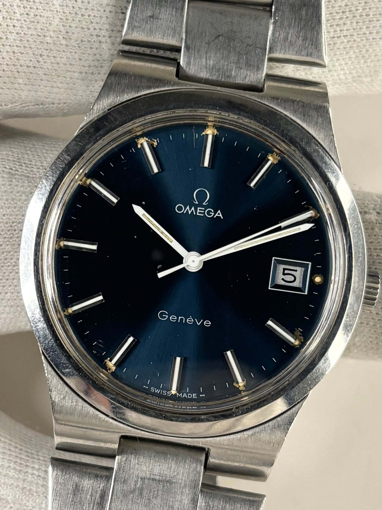 OMEGA Geneve Vintage 1970’s *+BOX* Men’s Manual Blue Dial Date Silver Watch - 136.0103