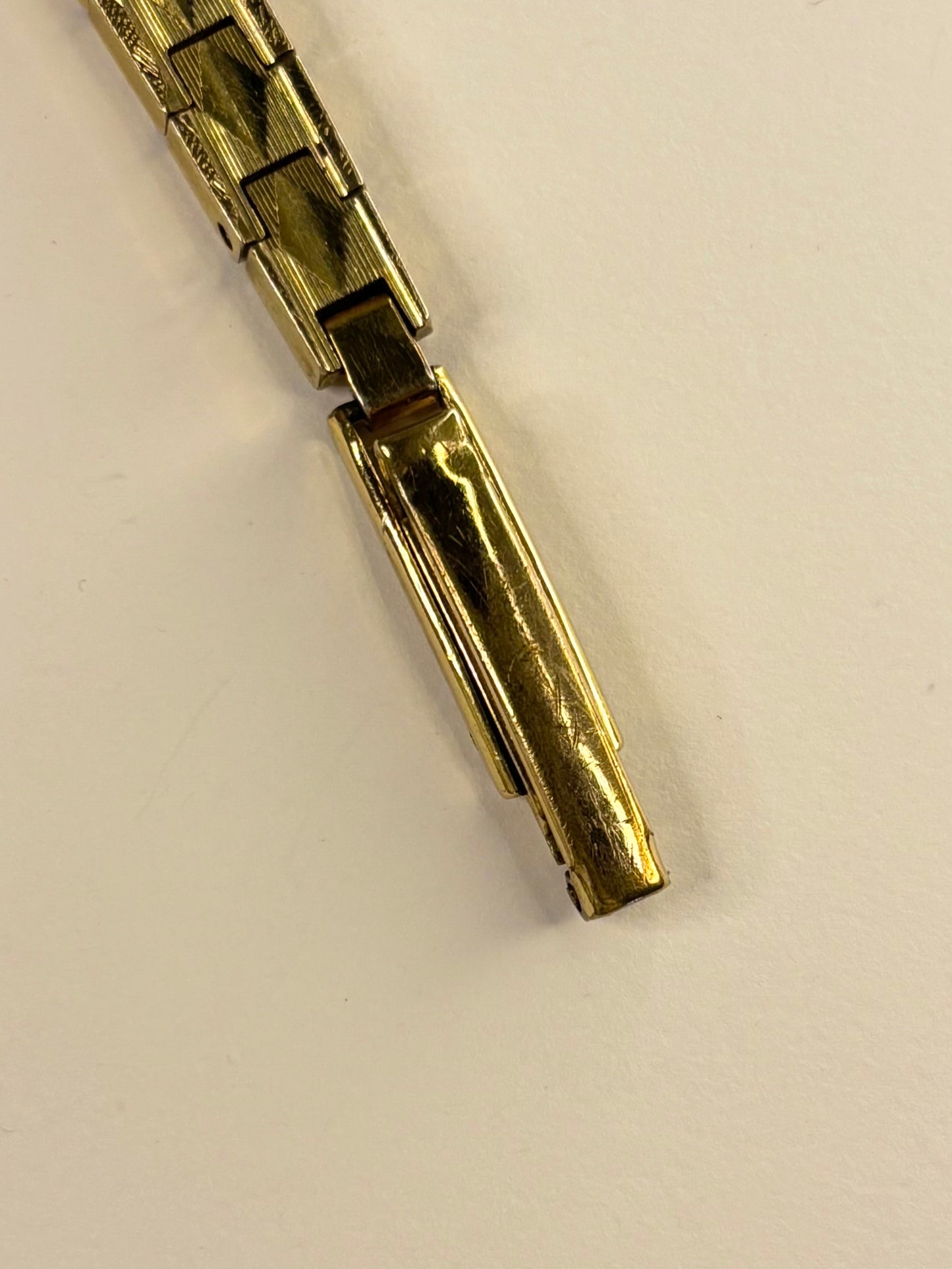 OMEGA Geneve Ladies Vintage 1970’s Automatic Date Gold Watch - 562.016