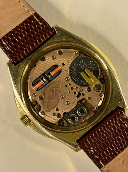 Detailed movement view of Omega Chronometer Ref. 198.021 timekeeper calibre 1250 tuning fork