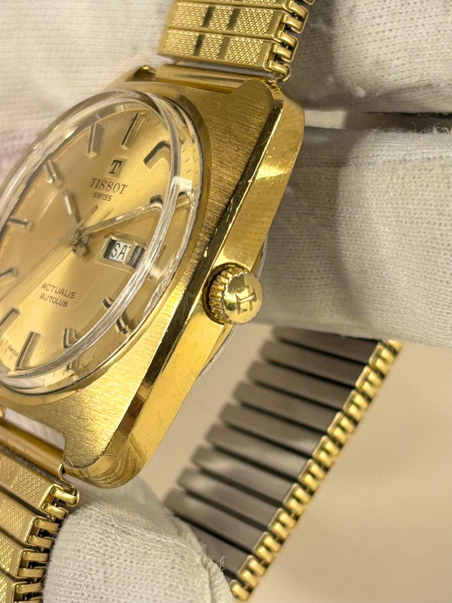 TISSOT Actualis Automatic Vintage 1970’s Men’s Day Date Gold Watch