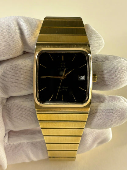 Collectible Zenith Port Royal Ref. 20.0020.490/495 1979 men’s vintage timekeeper featuring original strap and classic styling