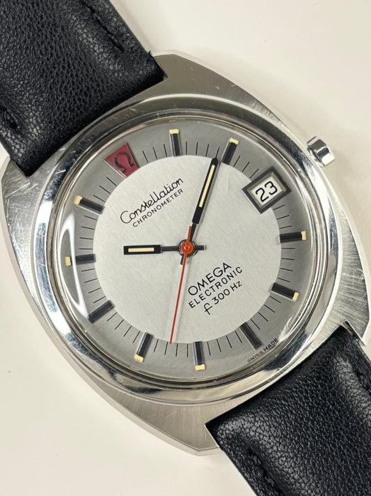 Omega Constellation f300Hz Vintage 1970’s Men’s Date Silver Dress Watch - 198.002 - 1250