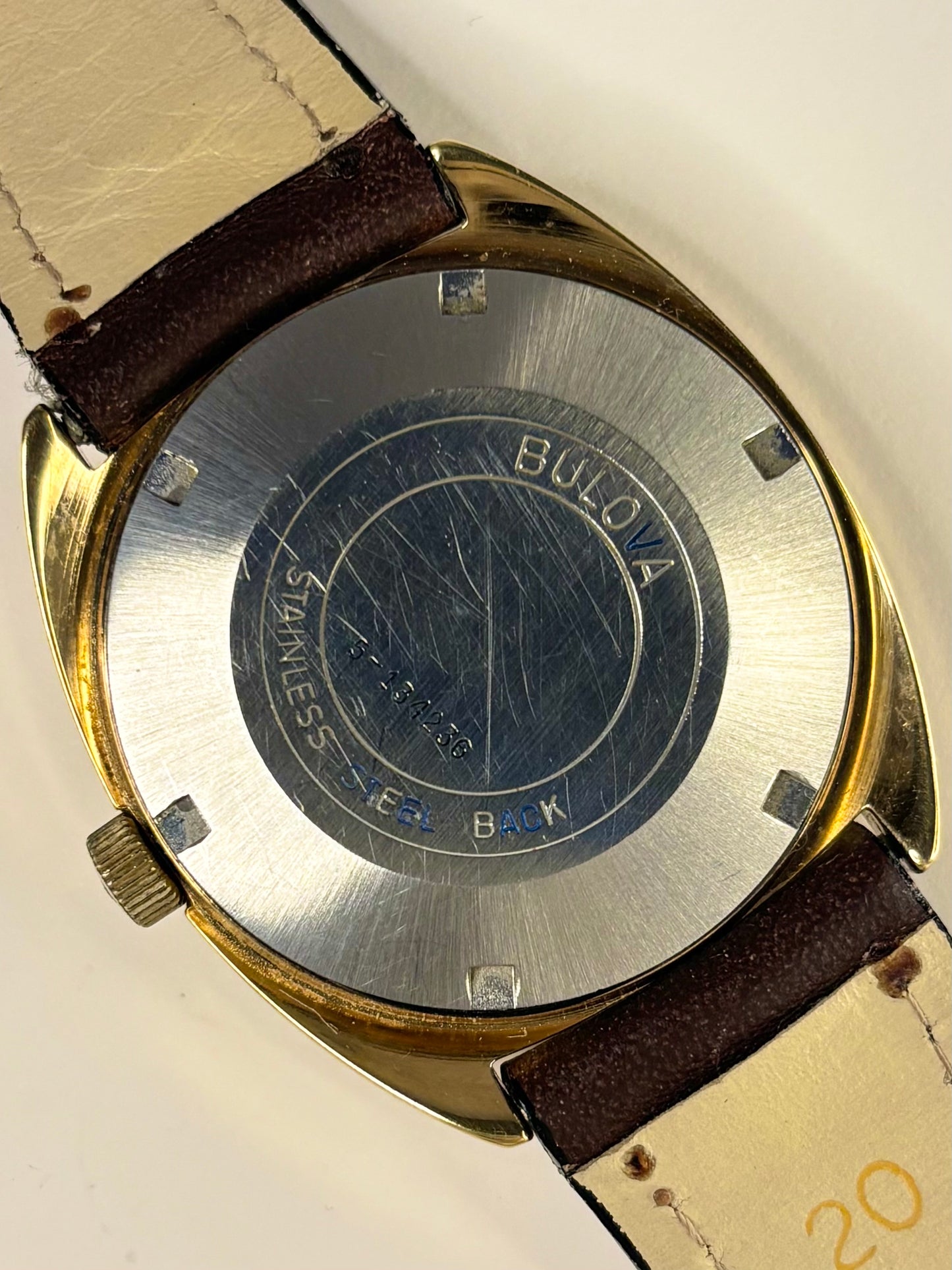 BULOVA Ambassador Vintage 1970’s Men’s Automatic Date Gold Dress Watch
