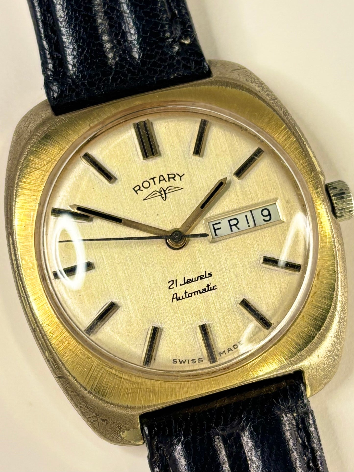 Rotary Vintage 1960’s Men’s Automatic Day/Date Gold Dress Watch