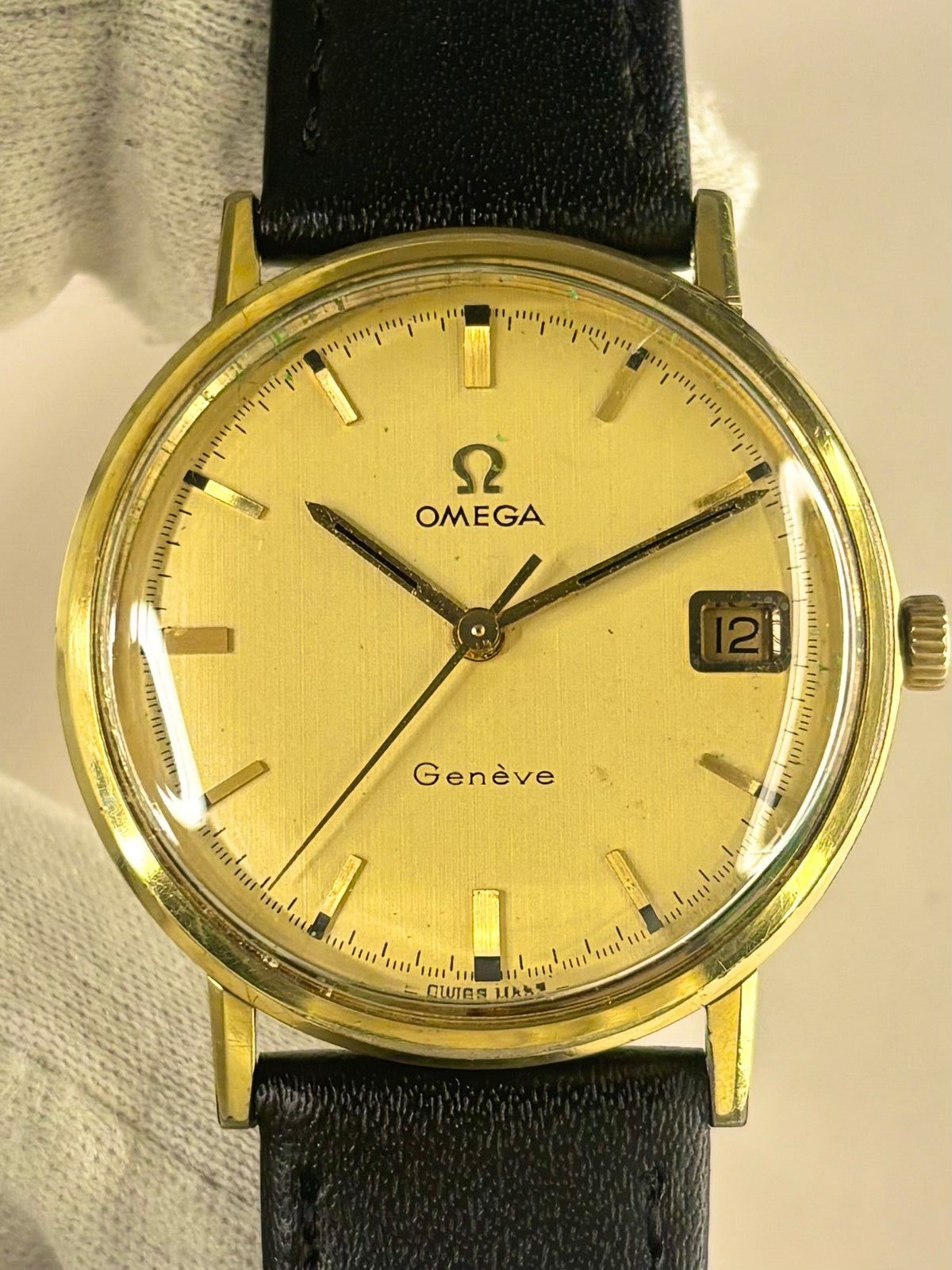 OMEGA Geneve Vintage 1960’s Men’s Manual Gold Dress Watch - 132.019
