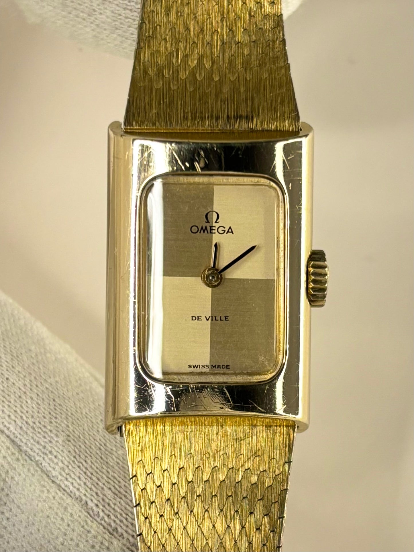 OMEGA De Ville Ladies Vintage 1970’s Manual Gold Watch