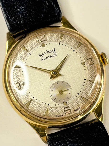 Services Windsor 1961 men’s dress timekeeper powered by Swiss manual wind movement