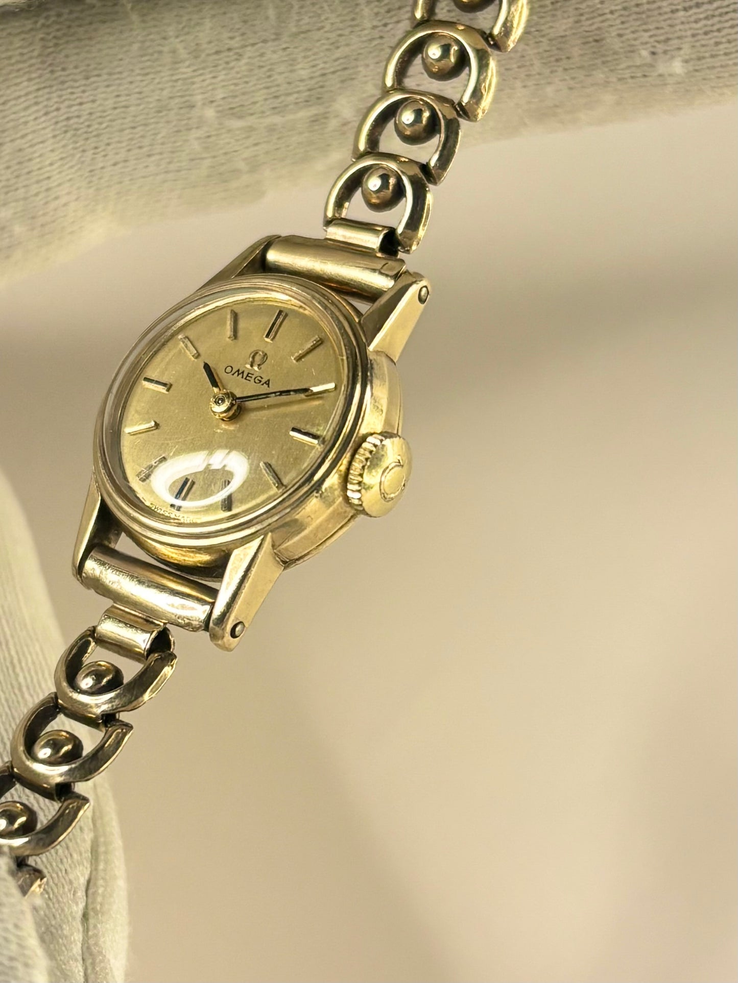 OMEGA 9ct Gold *+BOX* Ladies Vintage 1960’s Manual Gold Cocktail Watch - 511.5182