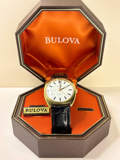 Bulova men’s dress watch 1970s gold-plated case white dial original box