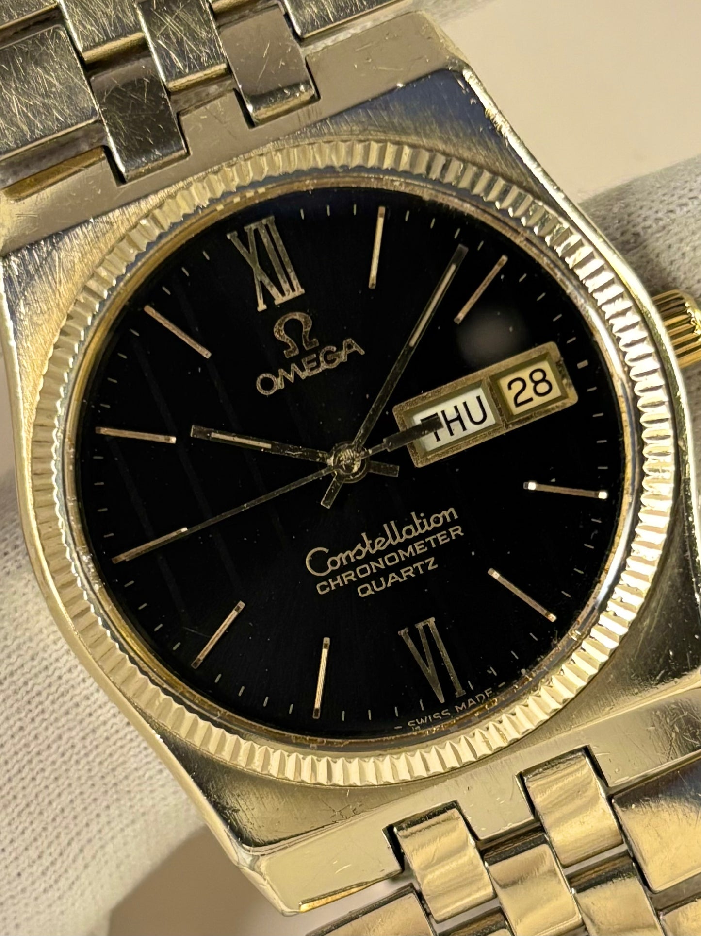 OMEGA Constellation 10K Gold Filled *RARE* Vintage 1970’s Men’s Day Date Watch - 198.0118