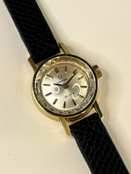 Authentic 1967 Omega ladies’ vintage timekeeper full set superb condition