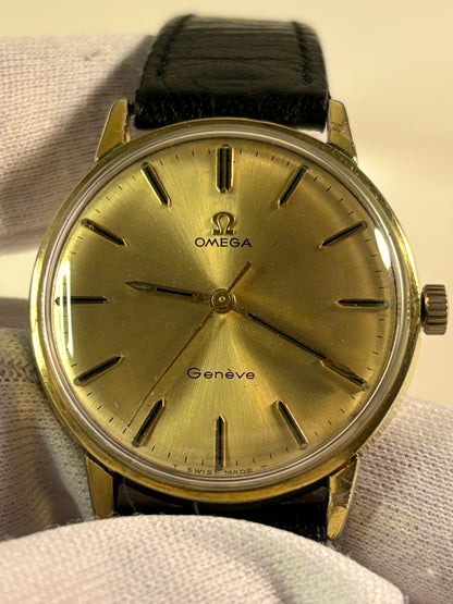 Collectible Omega Genève Ref. 601 1968 men’s dress timekeeper featuring near mint dial and vintage craftsmanship