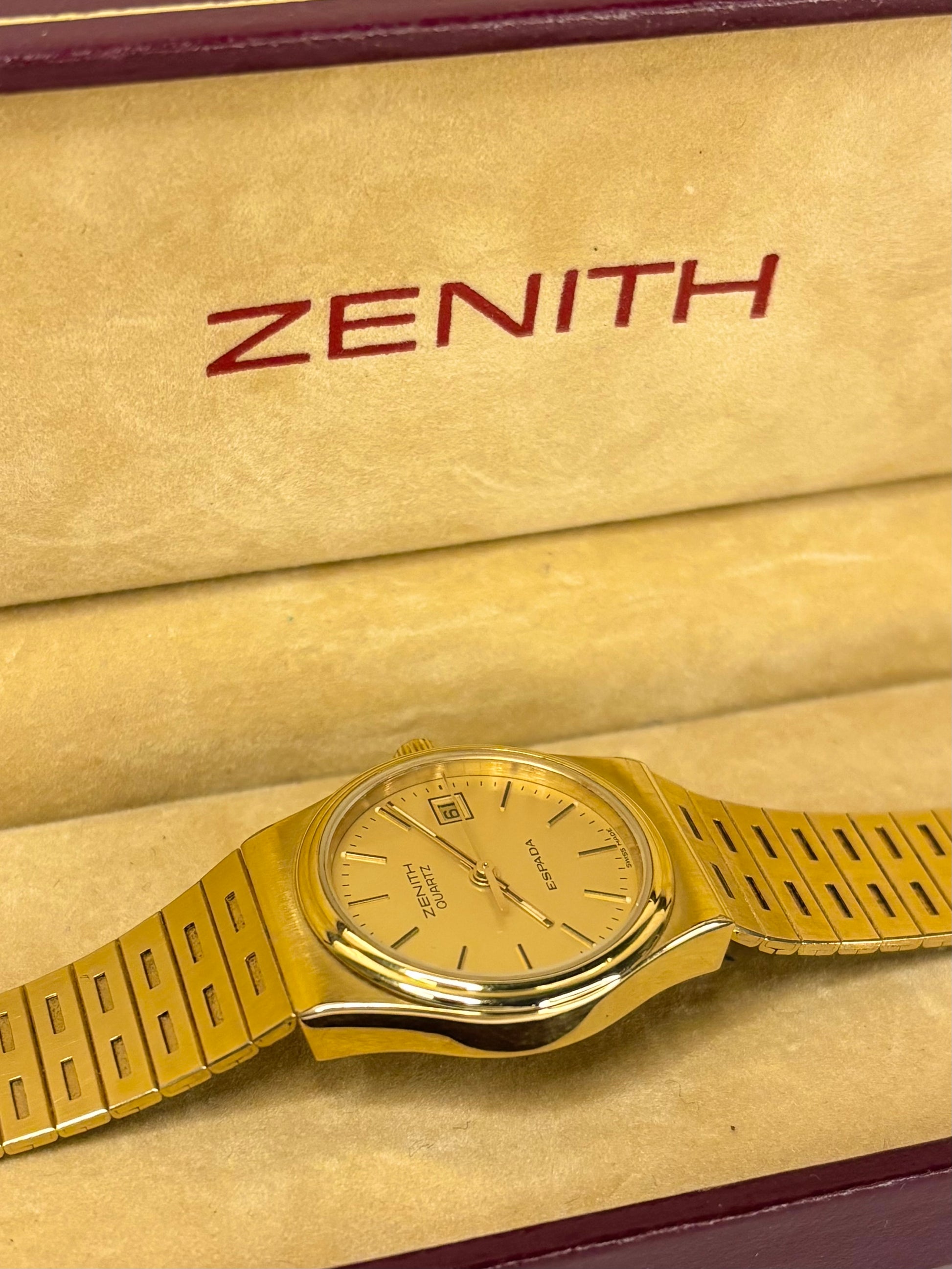Vintage Zenith quartz timepiece – c.1983 ladies' gold-plated dress watch with gold-toned dial, in great condition with only minor age-appropriate marks, complete with original box.