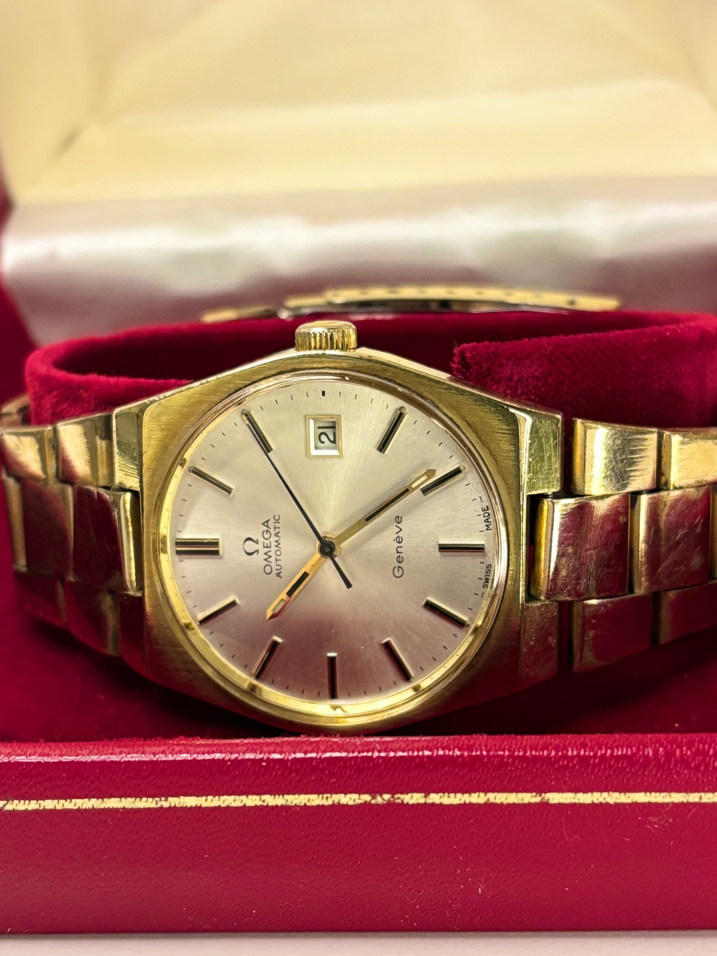 OMEGA Geneve *+BOX* Vintage 1970’s Men’s Automatic Date Gold Watch - 166.0099