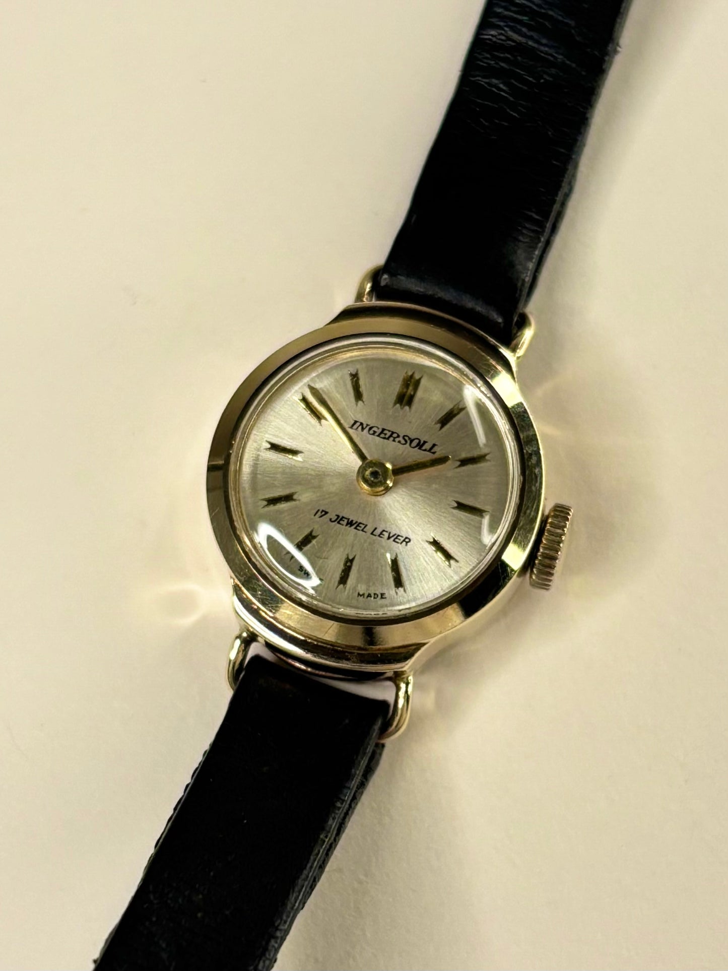 INGERSOLL 9ct Gold Ladies *BOXED* Vintage 1960’s Manual Watch