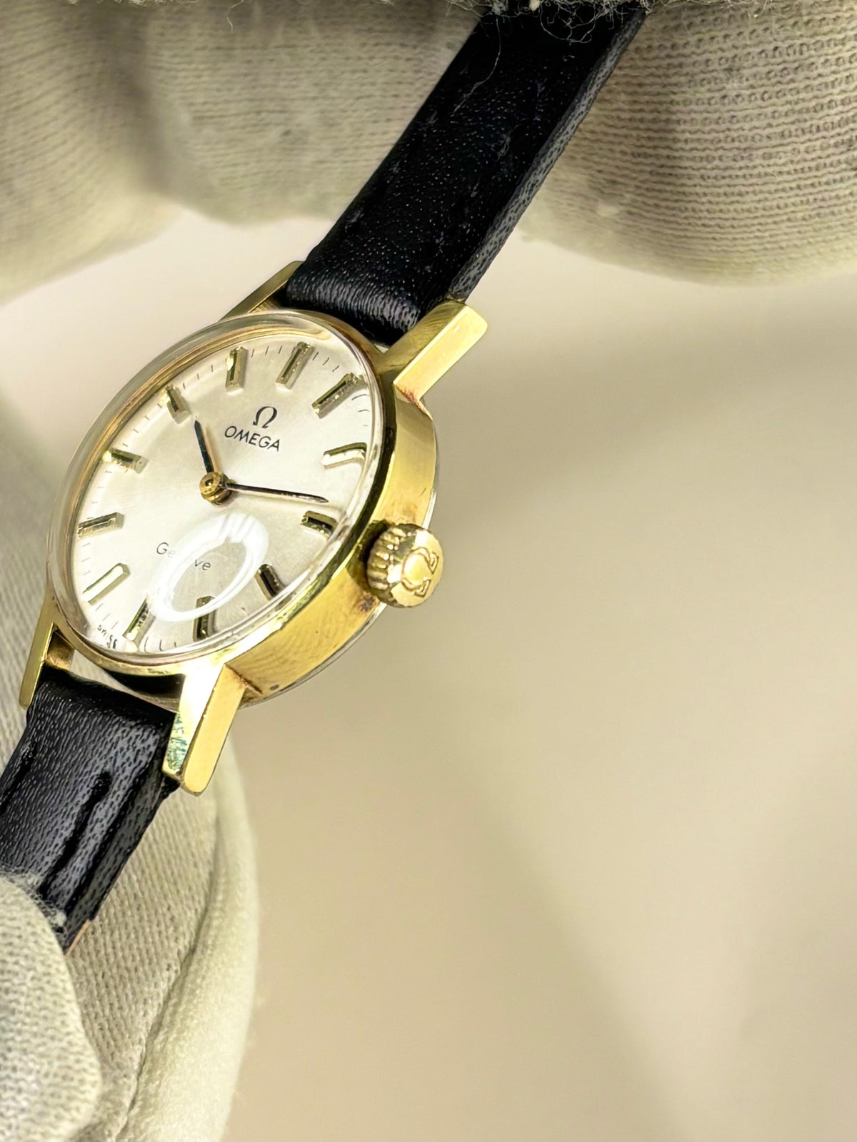 OMEGA Geneve Ladies Vintage 1970’s Manual Gold Dress Watch - 511.346