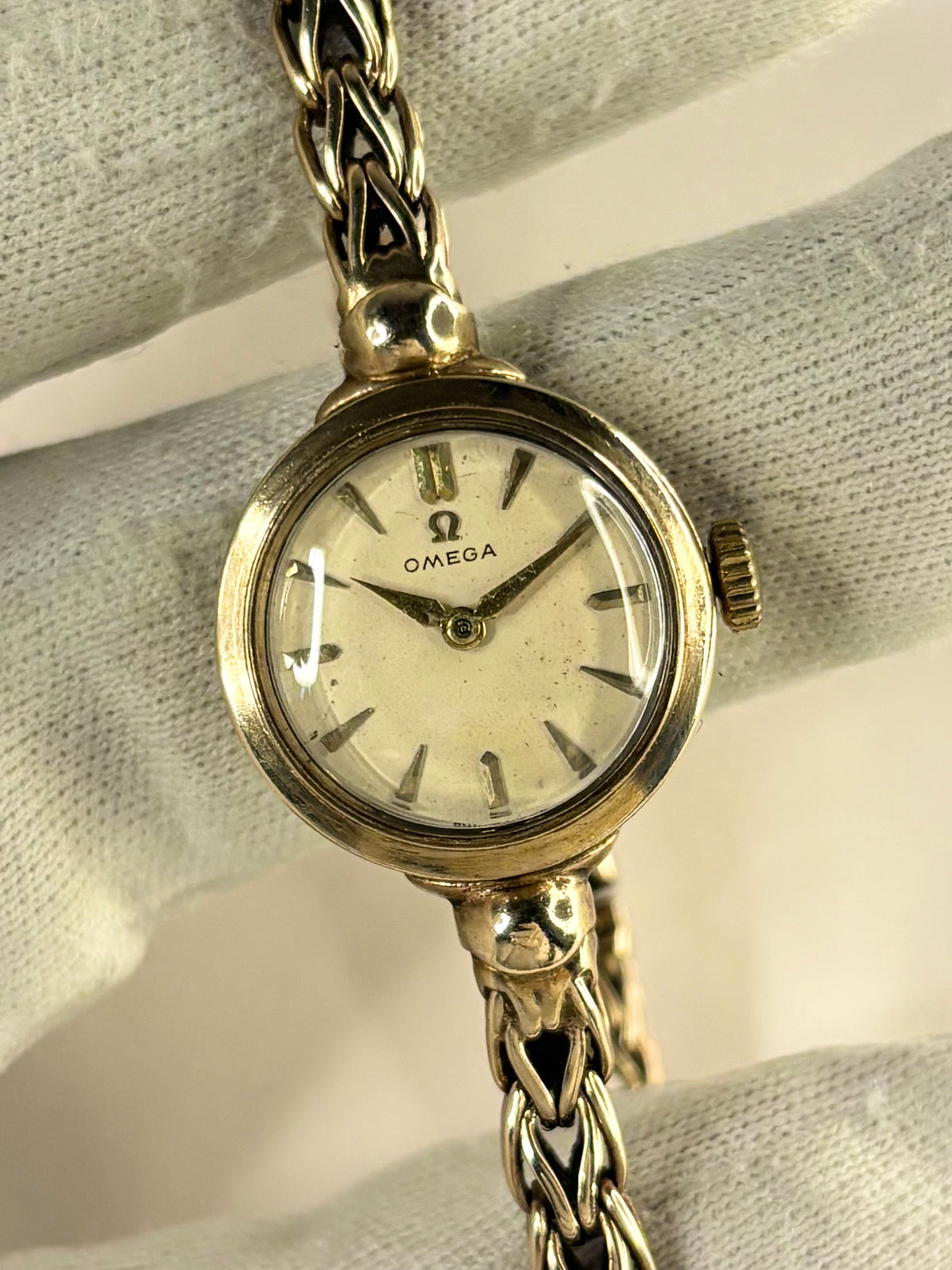 OMEGA 9ct Gold Ladies *+BOX* Vintage 1950’s Manual Cocktail Watch - 77824