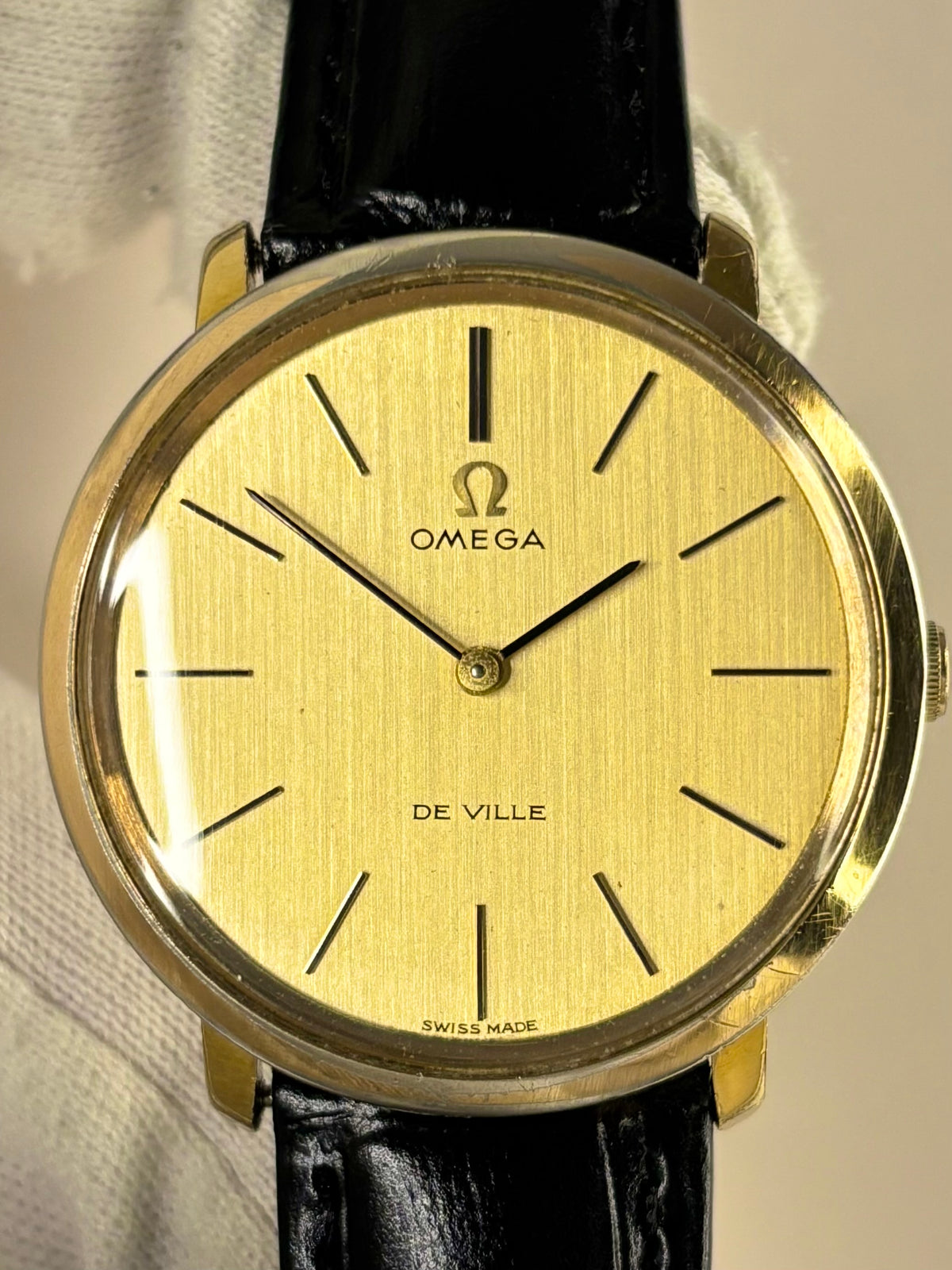OMEGA De Ville Vintage 1960’s Men’s Manual Gold Dress Watch - 111.077