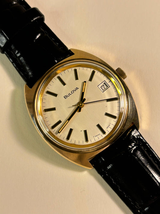 Bulova Gold Plated 1970’s Manual Date Watch 11 AOCD