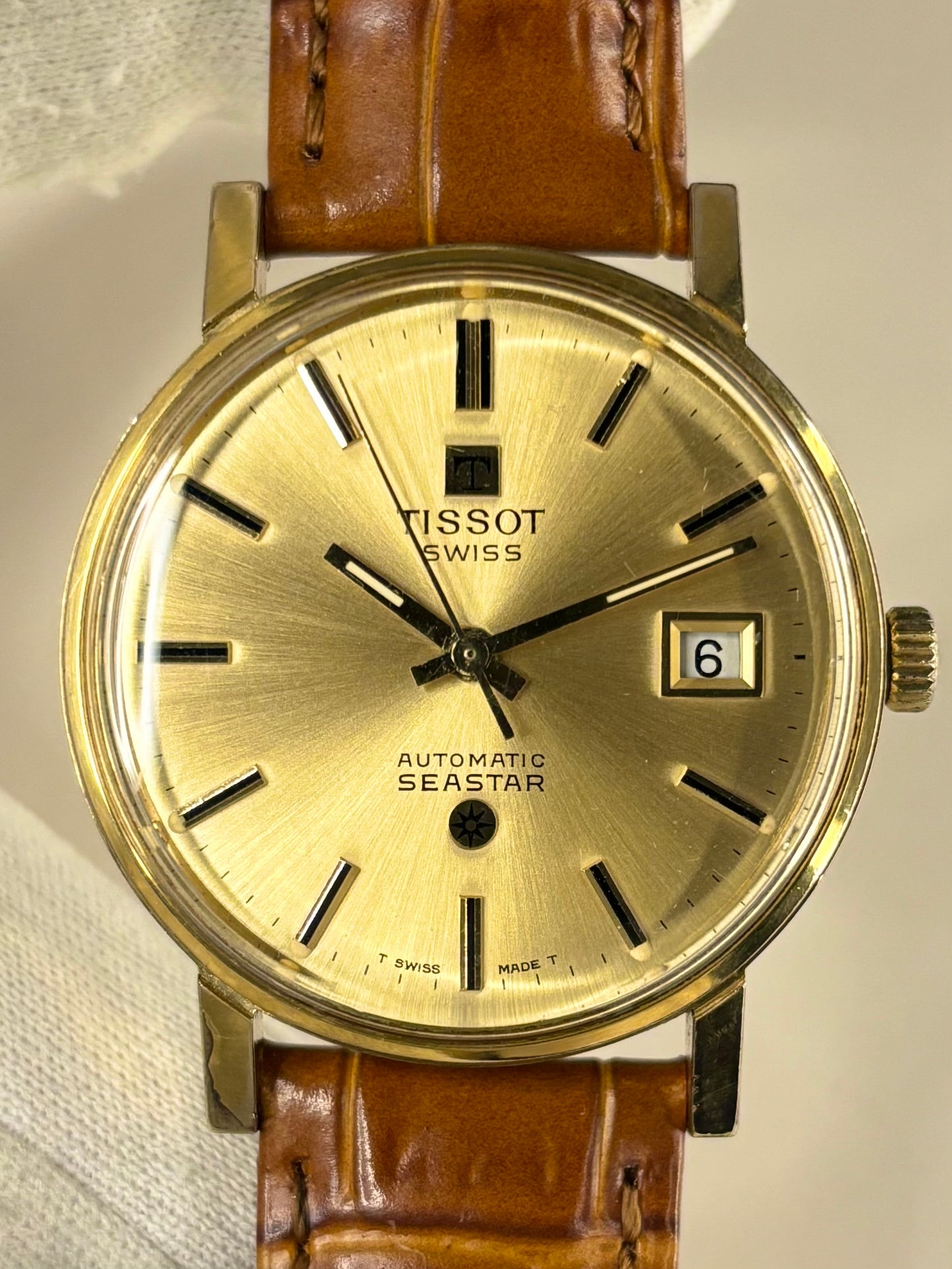 TISSOT Seastar Vintage 1970’s Men’s Automatic Date Gold Dress Watch - 44521-3