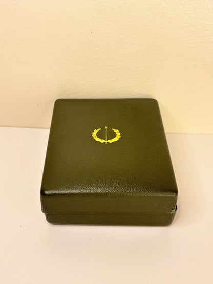 AVIA Vintage 1970’s Men’s *+BOX&PAPERS* Manual Gold Tank Watch