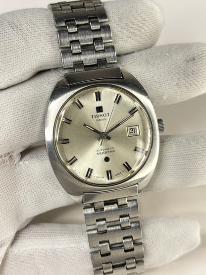 Vintage Tissot Ref. 44585-7X men’s stainless steel dress timekeeper showcasing refined 1970s Swiss design